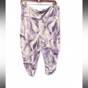 Cuddl Duds Purple and White Cozy Fabric